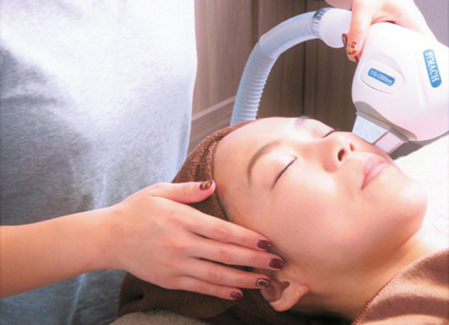 『MANAWA』ネイル・エステ・脱毛が可能な、トータルビューティサロン