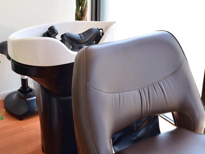 1人ひとりに寄り添った隠れ家のような美容室