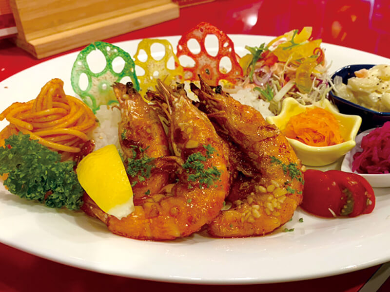 ハワイ料理と沖縄料理を楽しめるアメリカンダイナー