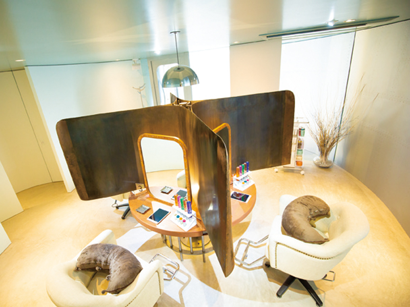 「酸熱ではなく、酸性。」本気の“髪質改善サロン”