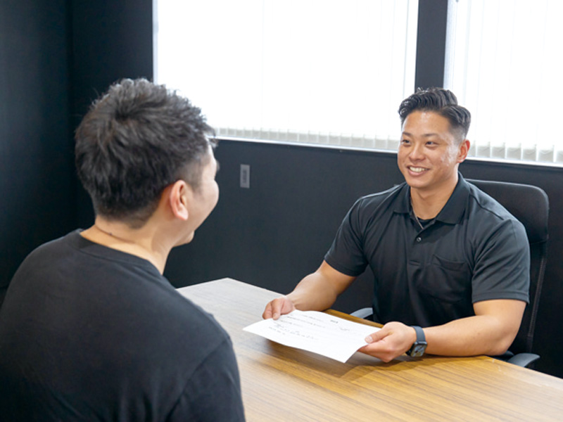 最短距離で効果的にボディメイクを行い 結果に結びつける、評判のジム