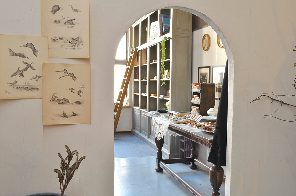 『Tetugakuya』知る人ぞ知るアンティーク雑貨店がリニューアル