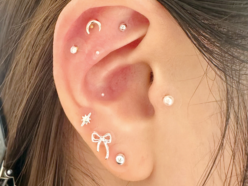 Vibellaの耳つぼジュエリー