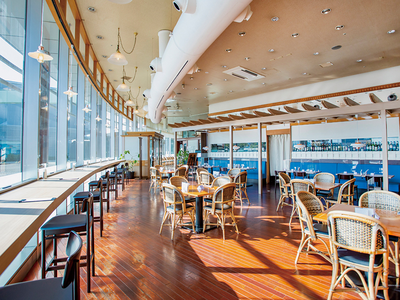 西海岸を想わせる寛ぎのリラックスカフェ