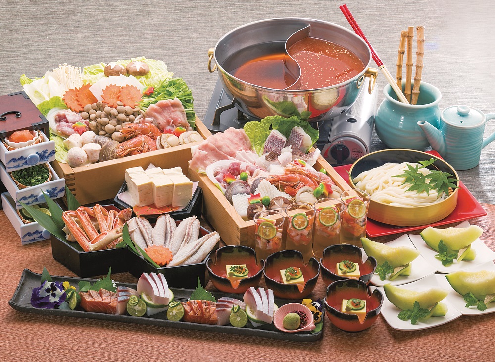 『HYPER RESORTヴィラ塩江』讃岐でんぷくふぐとズワイガニのほっこり温まる鍋の贅沢コース