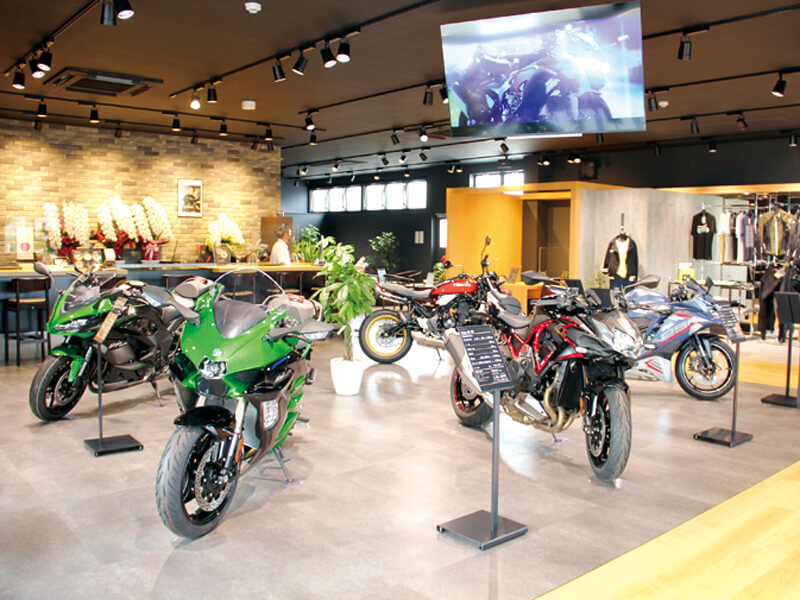 カワサキの大型車はプラザ高松へ！