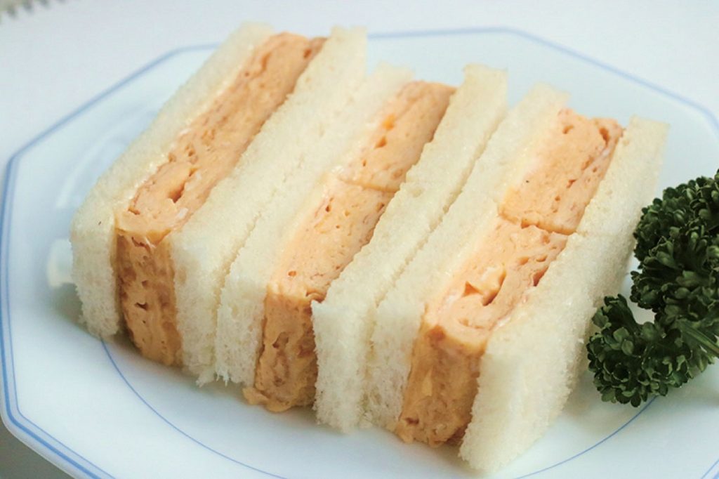 『キッチンナツメロ』懐かしの音楽も楽しめる隠れ家居酒屋