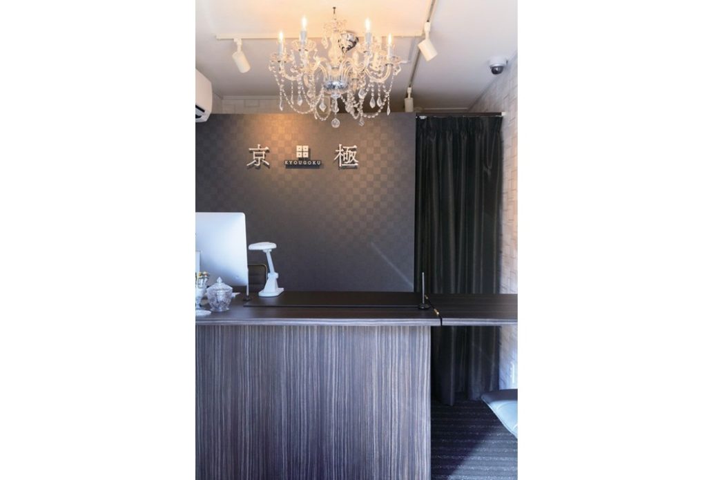 『京極 買取りセンターアップ 丸亀城前店』買取価格中四国No.1！お城の前の買取専門店