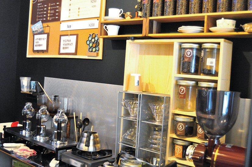 『BLUE SPOON 北浜店』鮮度にこだわった挽きたてコーヒー