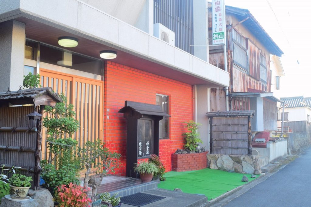 新鮮な海の幸×手作りの醤油ダレが相性抜群の絶品”づけ丼”に舌鼓