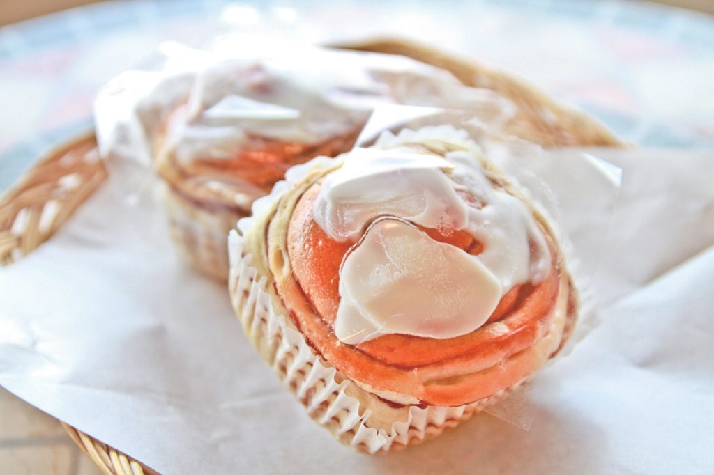 『手づくりのパン　もぐもぐ』店名の通り”もぐもぐ”食べたいパンばかり♪食べると笑顔になれるパンが揃っている！