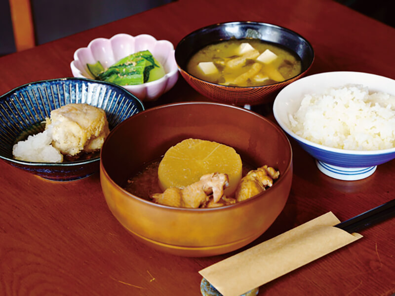 季節の野菜を使用した身体に優しい定食