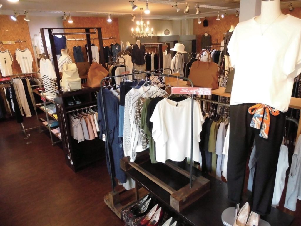 定番から個性派までトレンドアイテムが充実！