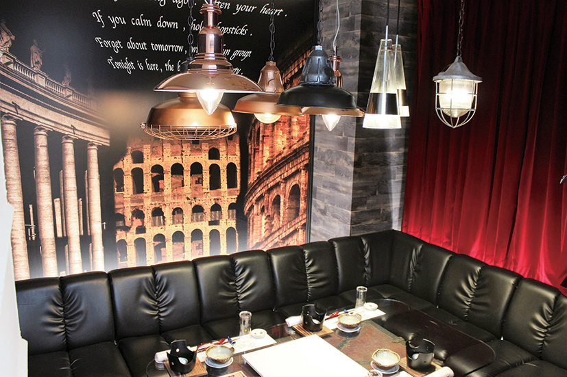 『くずし割烹 にかいのおとうふや』水の音を聞きながら１人一膳の美味を満喫