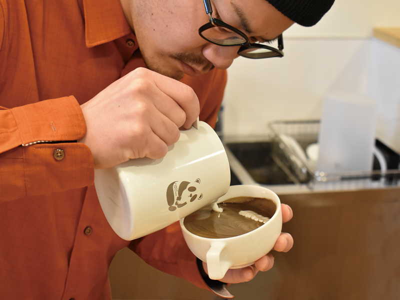 ラテアートの様子