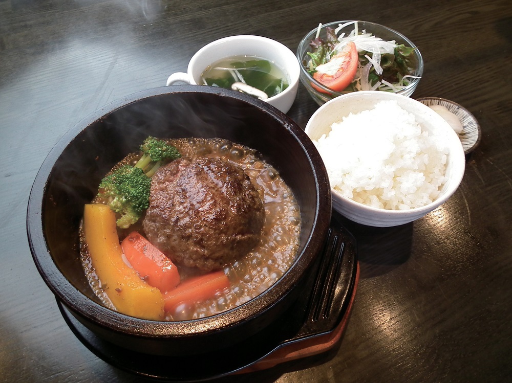 『焼肉酒家　あぶり亭』ブレのない上質なお肉の旨さに大満足