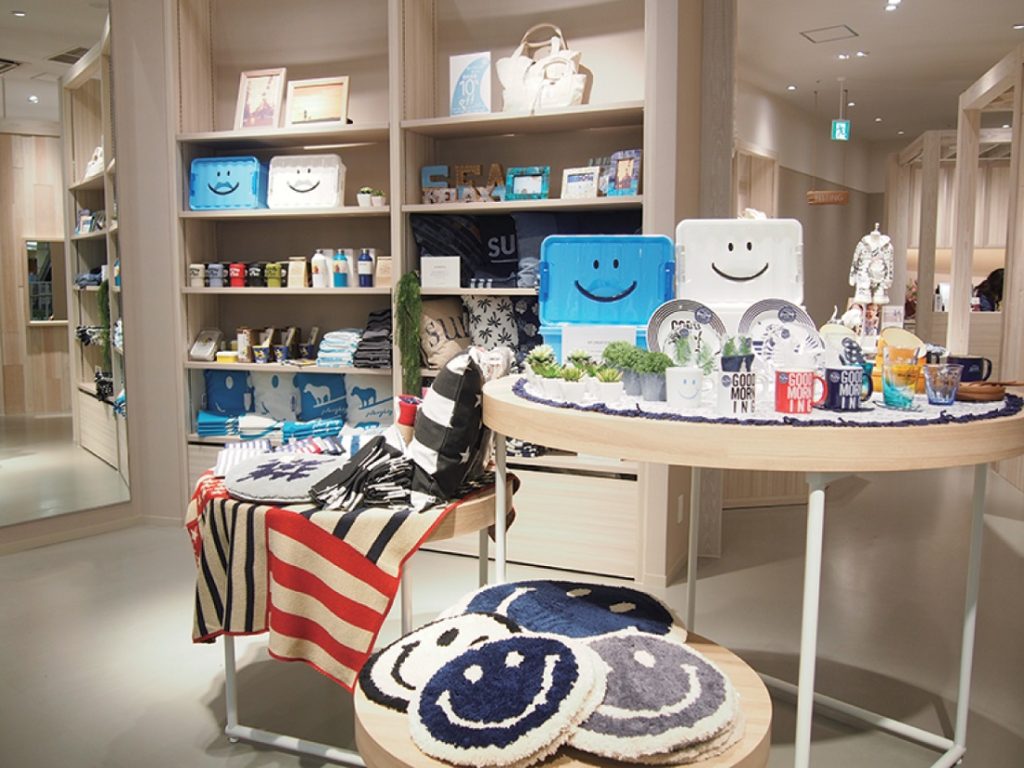 カリフォルニアスタイルのファミリー＆Dogサーフブランド