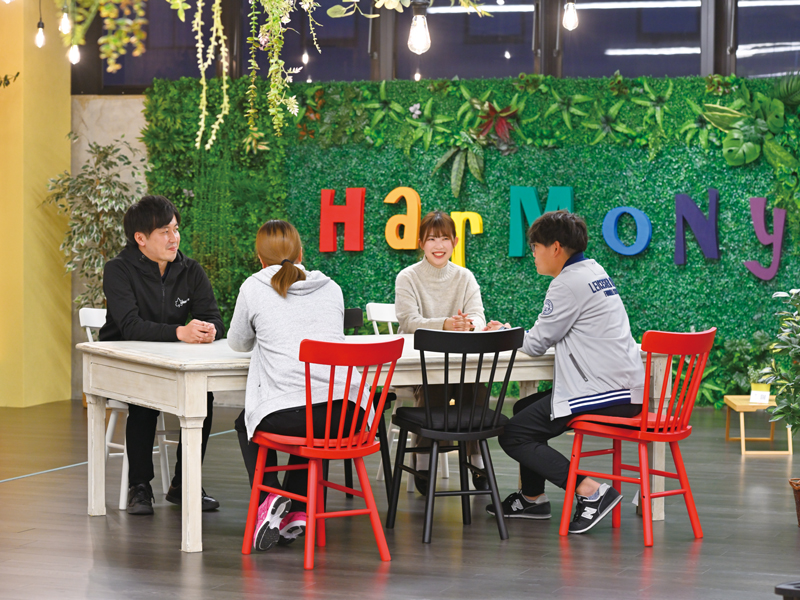 四国最大級の広さと席数！自分の舞台を自由に選ぼう