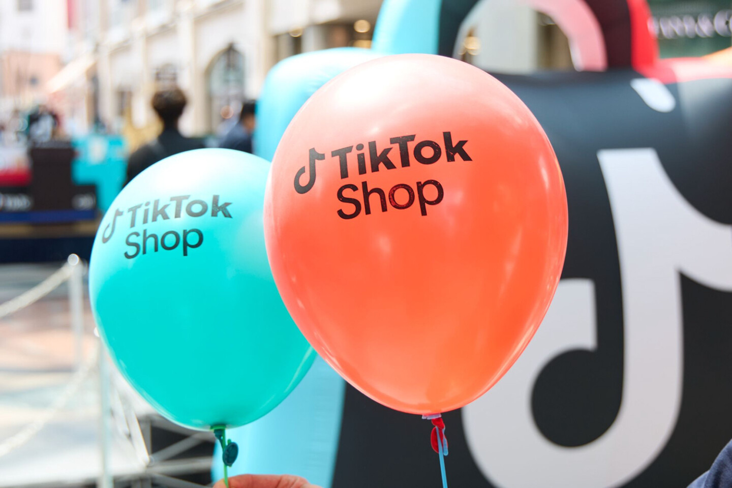TikTok Shopの風船