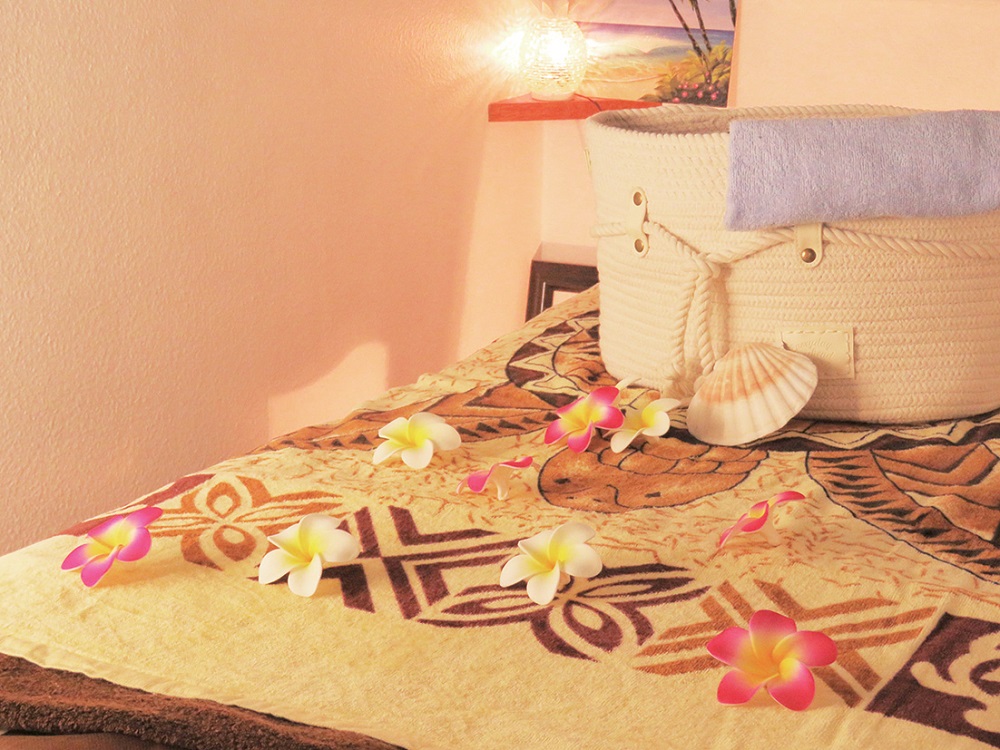 “世界で1番癒される”魅惑のハワイアンロミロミ