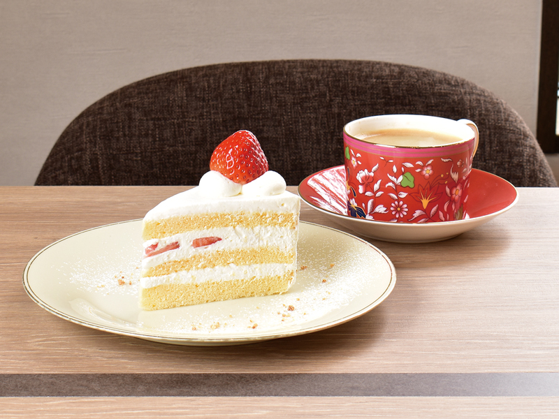 季節の美味しさを届ける人気パティスリーが10周年を機にリニューアル!