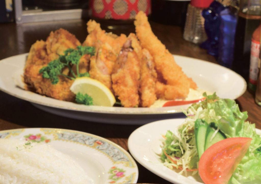 『グリル＆洋食　アガペ』昔懐かしい洋食メニューが揃う『アガペ』セットメニューはシェアにぴったり！