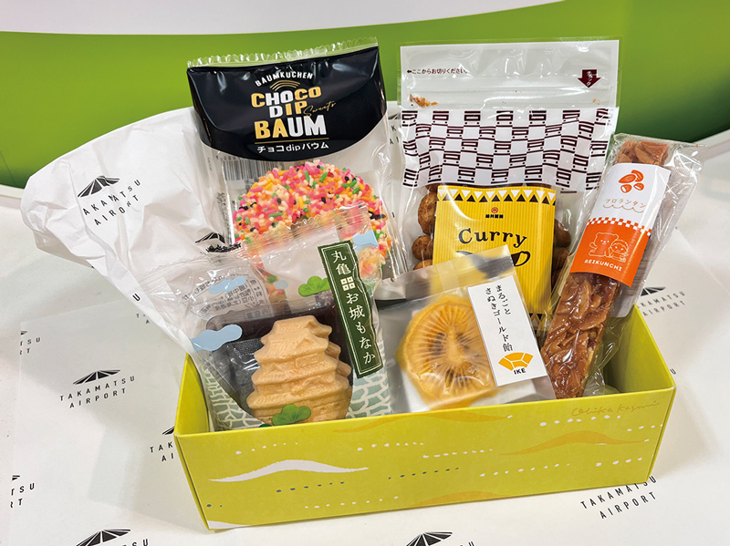 『高松空港 四国空市場』香川のアート×お菓子組み合わせ自由なセレクトお土産が誕生！【香川県高松市香南町】