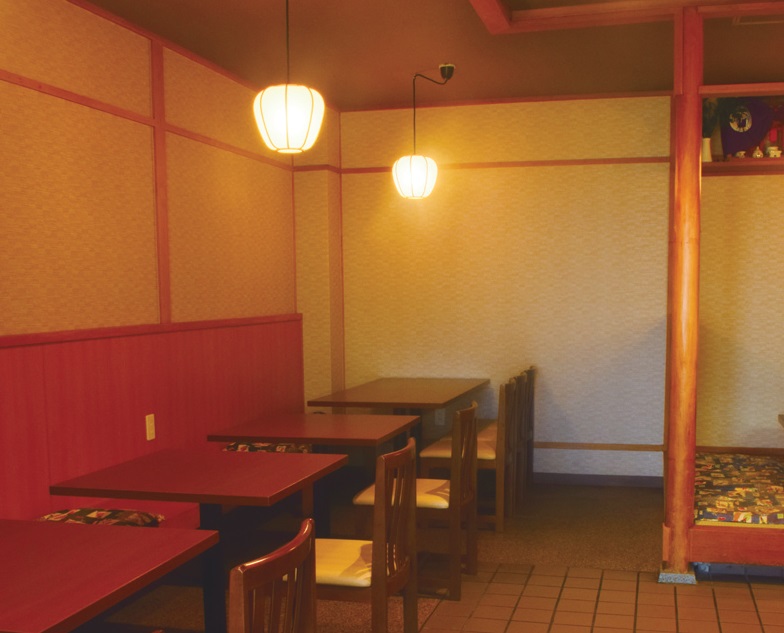 市場で直接仕入れた新鮮な海の幸をリーズナブルな価格で提供！