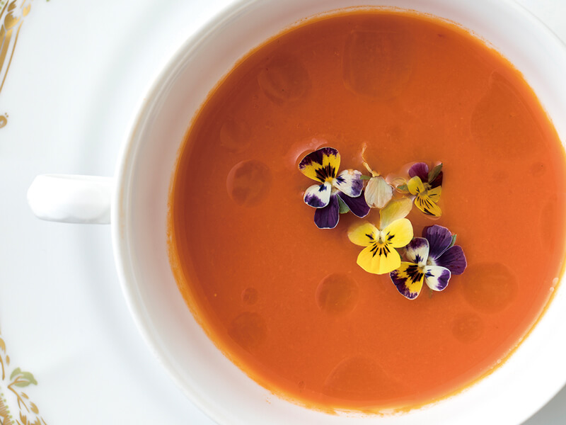 四国最高層に位置するレストランで瀬戸内のテロワール感じるフレンチを