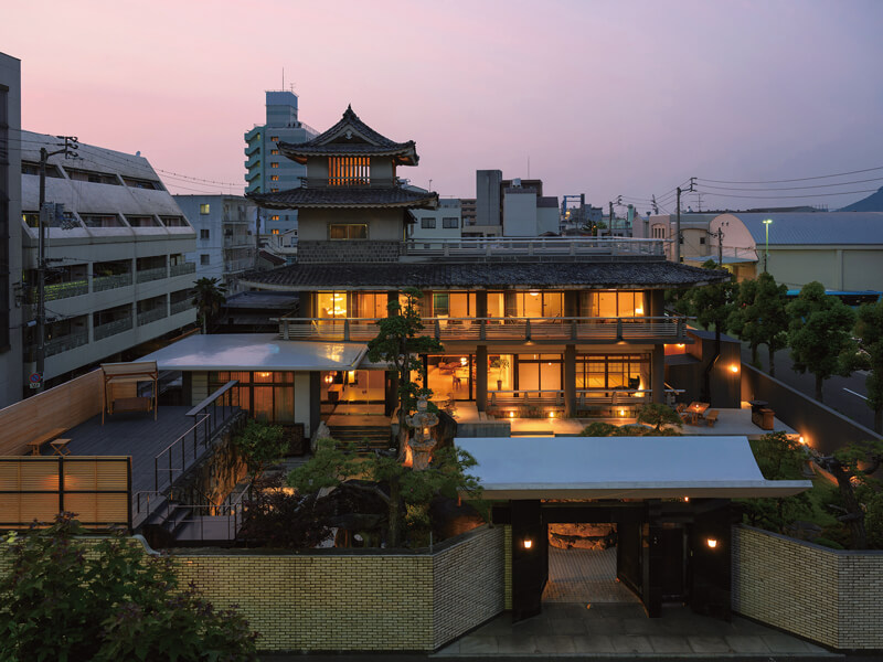 伝統を繋ぐ『穴吹邸』がリニューアル 豊かな休息を叶える“時を休む”宿