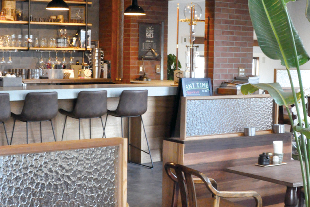 『ANYTIME COFFEE』モーニングもランチもスイーツも楽しめるくつろぎカフェ♪