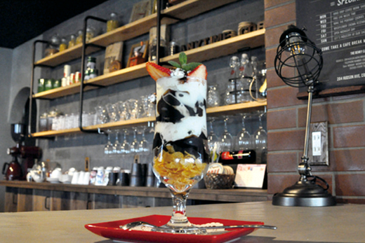 『ANYTIME COFFEE』モーニングもランチもスイーツも楽しめるくつろぎカフェ♪