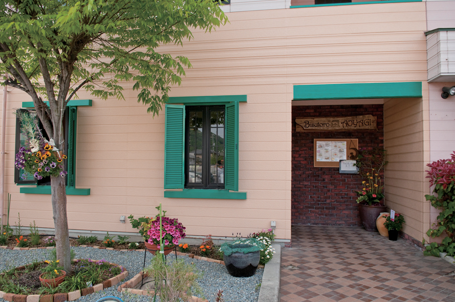 『ビストロ　あおやぎ』仕事帰りのグルメ女子会は平日限定のおまかせコースでキマリ！