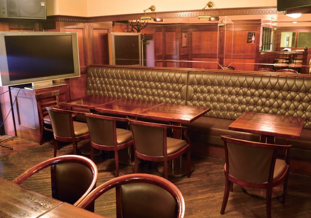 『クラシックバー AVANTI』1日の終わりを過ごす安らぎの場所。心が満たされる至福のひと時を