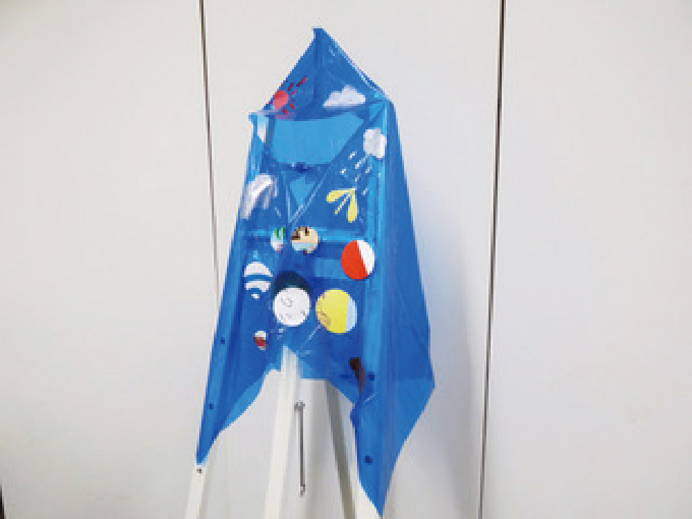 終了しました。6月15日(土)・6月16日(日) 雨の日でも楽しく♪『雨の日に変身！レインコートをつくろう』(丸亀ここがMIMOCA キッズデイ)