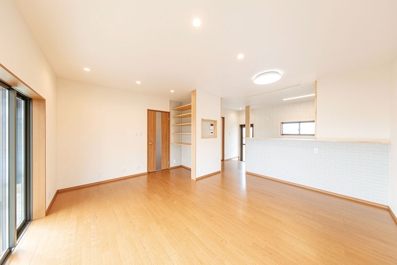 三宅産業株式会社