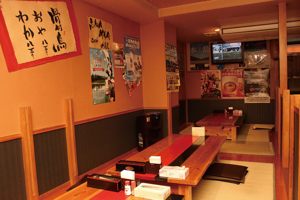 「丸亀とっとの会」副会長・亀岡久雄さんが営む老舗店