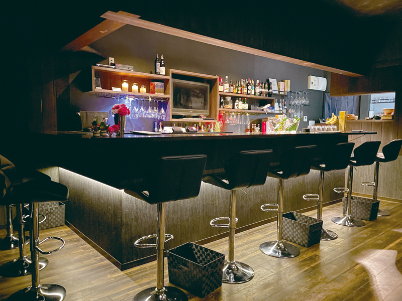 気軽に立ち寄れる居心地の良いBARがOPEN!