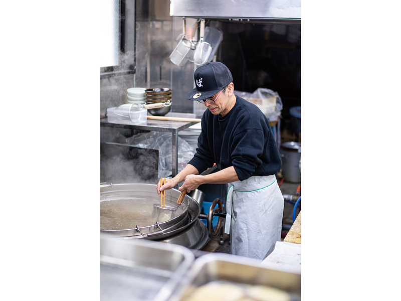 『ばそ家』山形名物「肉そば」を讃岐風にアレンジ！うどん粉や親鳥を使用した新感覚そばに注目！【香川県高松市番町】