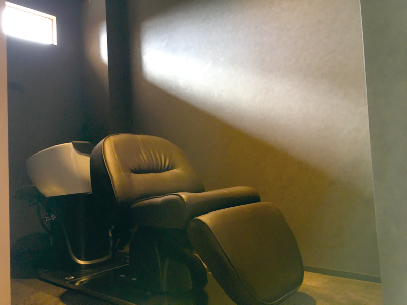 大人が通いたくなる快適空間も魅力の上質ヘアサロン