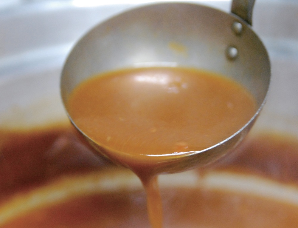 『REGAROBIS　レガロビズ』牛肉の3種の部位を絶妙にミックス♪こっくりとろける舌ざわりに夢中！