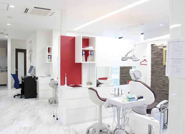 『新枝歯科医院』近未来の歯科医院で 最先端のオーダーメード治療を
