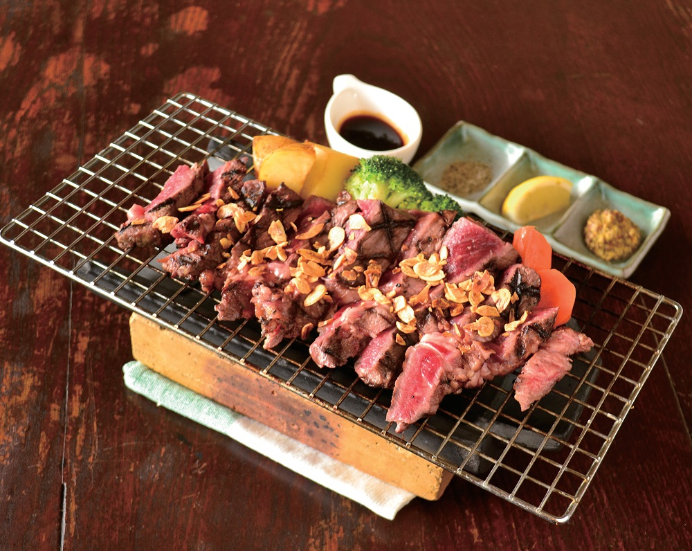 『ごちそうくらぶBEAMY丸亀店』地産地消にこだわった幅広いジャンルの本格料理を楽しめる居酒屋ダイニング