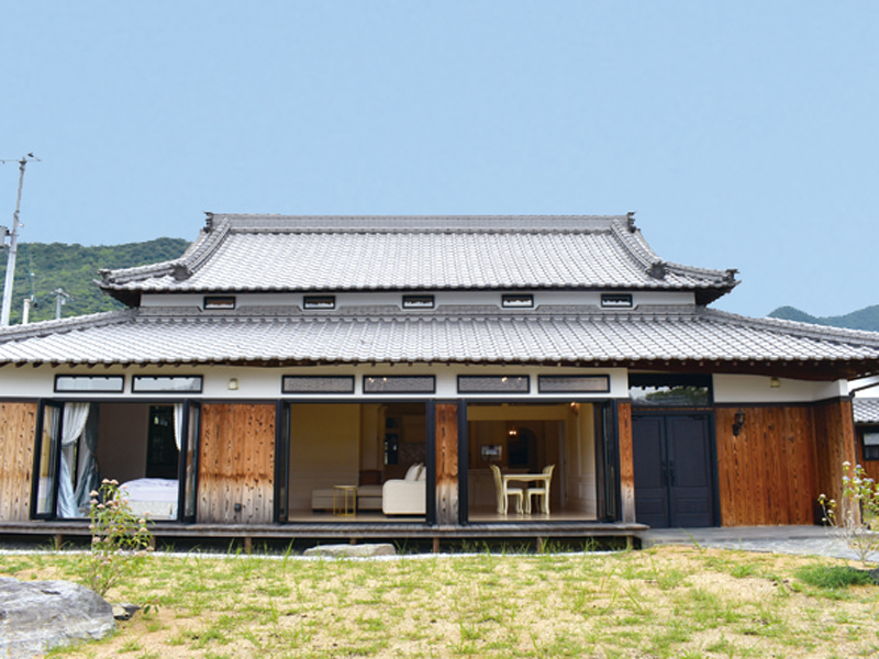 築120年超えの伝統的な日本家屋を改装したヴィラ