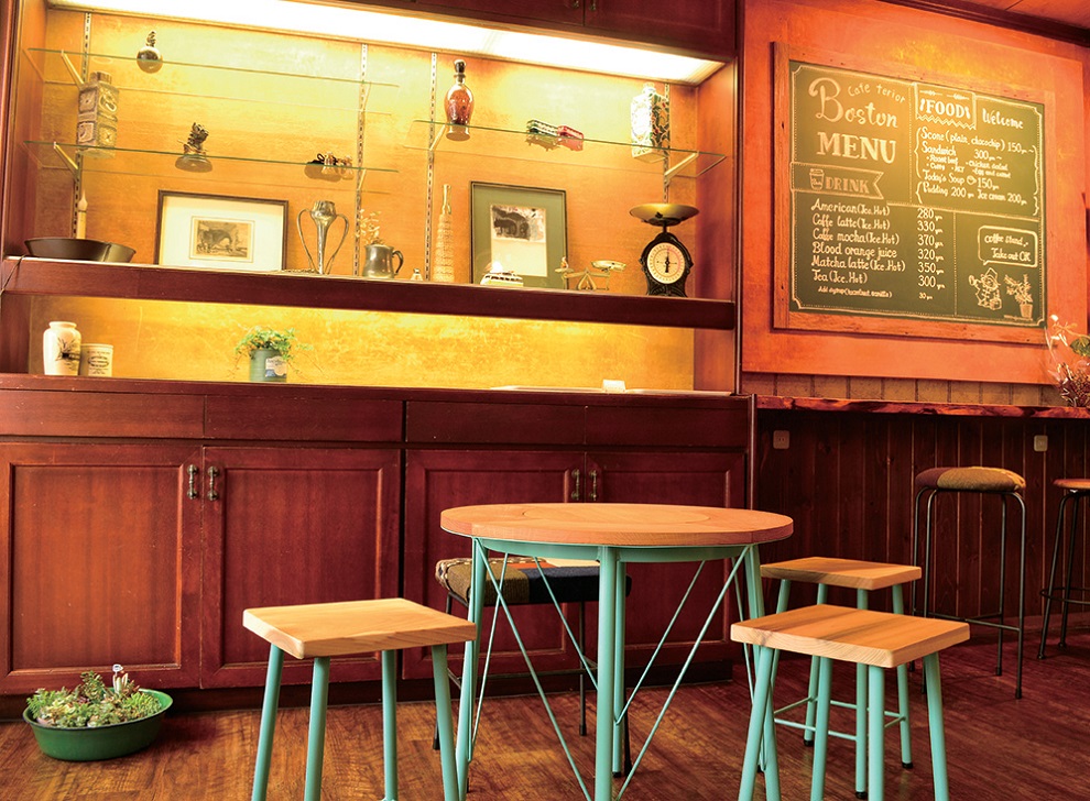 『Cafe terior Boston』日替わりわんぱくサンドが自慢！コーヒースタンドが美術館通りにOPEN