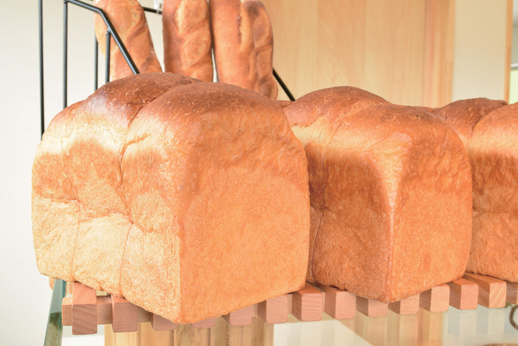 『BAKERY　Matsumoto』納屋をリノベーションした可愛いベーカリーが屋島の美しい風景の中に新しくOPEN