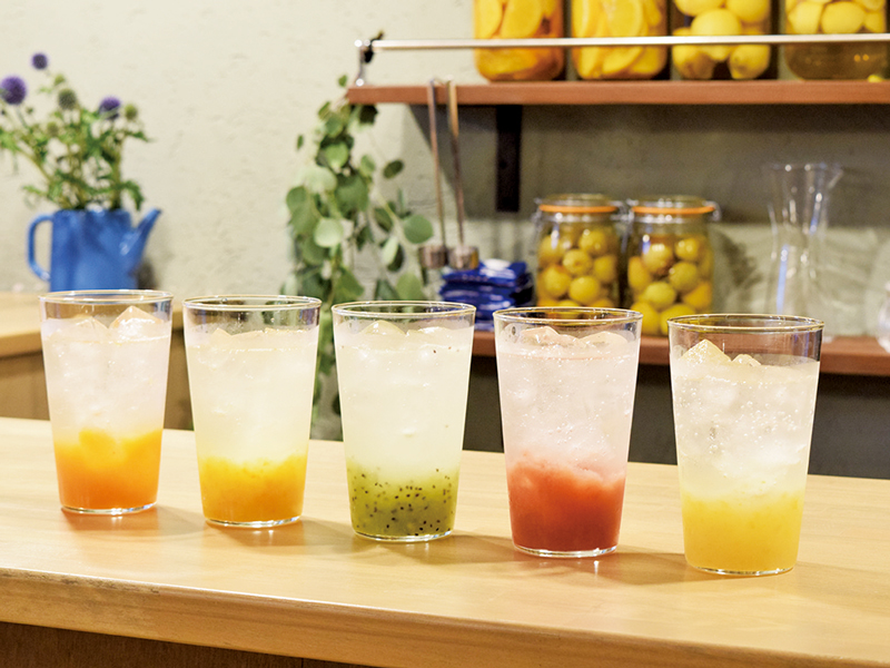 今宵はフルーツサワーで乾杯！オトナ女子限定BARが誕生