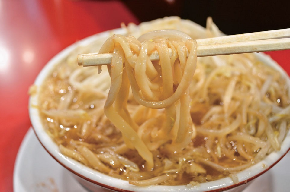 『ダントツラーメン』香川の盛りラーメンの元祖！１度食べるとあなたもダントツ中毒に！？