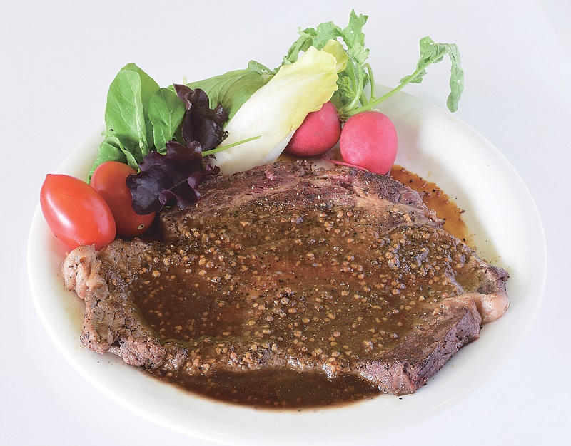 『ステーキそ～らんBAL』赤身にこだわったビーフステーキと店主自慢の特製ソースが絡む絶品肉ランチ