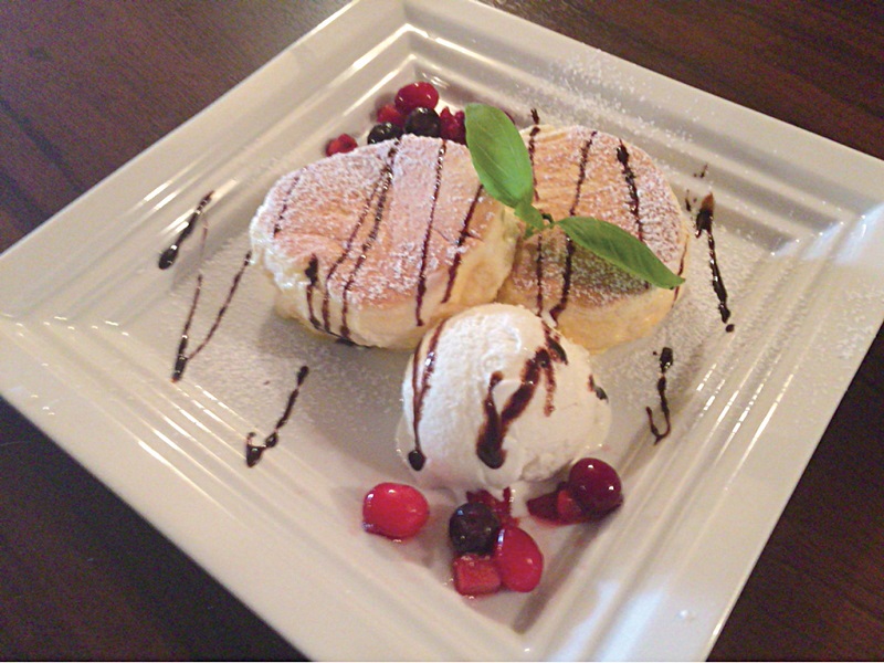 『カフェバル カーボ』深夜4時までダーツが楽しめるカフェバー